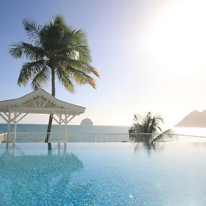 https://diamant-beach.comcaribbean.com