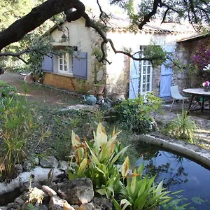 https://la-maison-bleue-06510.fr-provencehotel.com